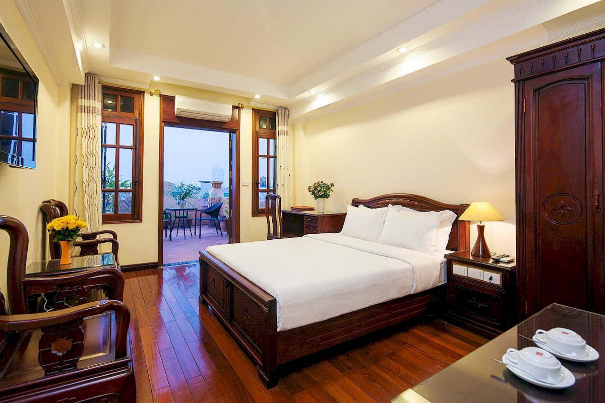 Junior Balcony Double Room - 