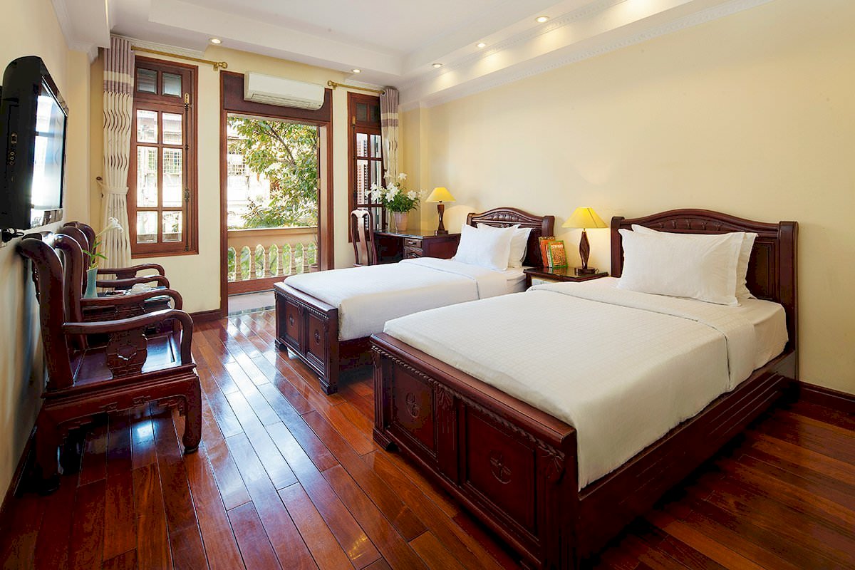 Junior Balcony Twin Room - 