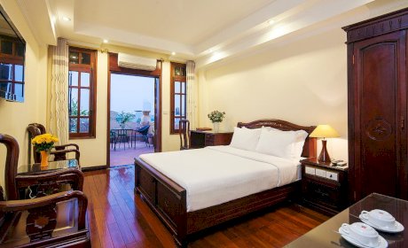 Junior Balcony Double Room